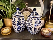 2 Vintage Chinese Oriental