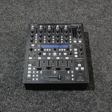 Behringer DDM4000 Digital Pro