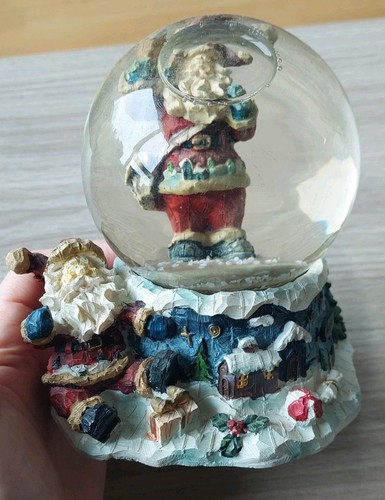 Santa claus snowglobe water - claus,