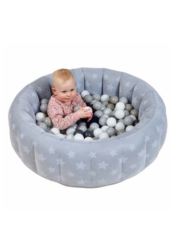 Little soft baby ball pit - me,