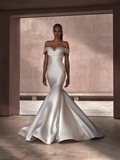 Pronovias wedding dress - pronovias, avonia