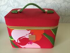 Ted Baker Beauty Zipped Vanity Case with Body Wash and Moisturising Sheet Mask