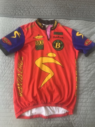 Vtg red santa - santa, mountain