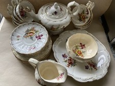 Antique Victorian 30-Pc Tea