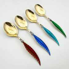 SET 4 VINTAGE NORWEGIAN COFFEE SPOONS STERLING SILVER & ENAMEL OTTAR HVAL OSLO