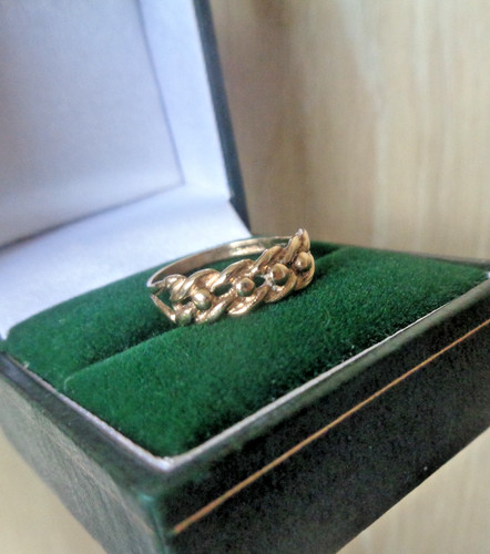 9ct gold keeper ring - gold, yellow