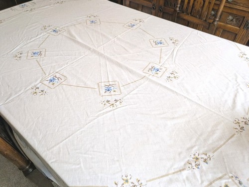 Large vintage round tablecloth - vintage,