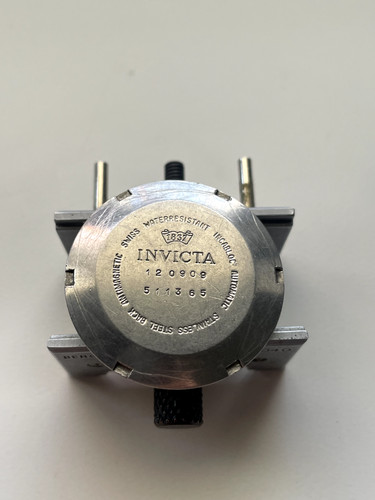 Vintage invicta watch - watch, case