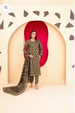 New 2025 khaddar salwar kameez unstitched Designer suit Winter D-5184