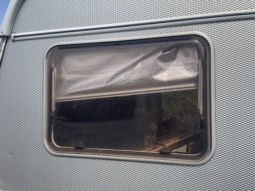 Replacement caravan window 780 - replacement,