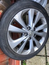 TOYOTA AURIS MK2 1.8 HYBRID