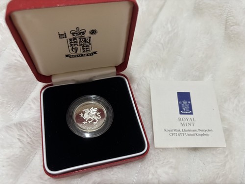 Royal mint 2000 united london - 2000,