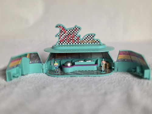 Reboot dot diner playset - dot's,