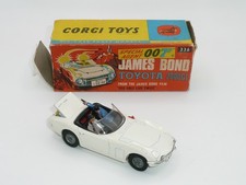 Corgi 336 James Bond Toyota 2000 GT w/missiles & figures Boxed  *original*