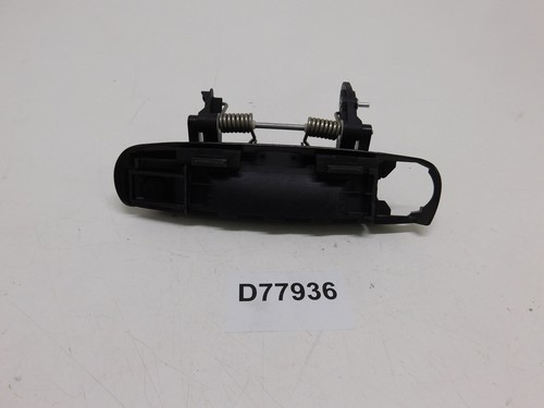 Left front door handle - front,