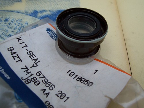 New genuine ford mondeo mk1 - genuine,
