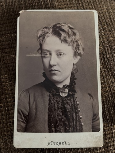 Victorian cdv photo woman - photo, w/