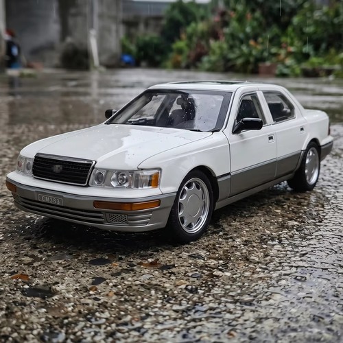 Lexus ls400 diecast - 1:24,