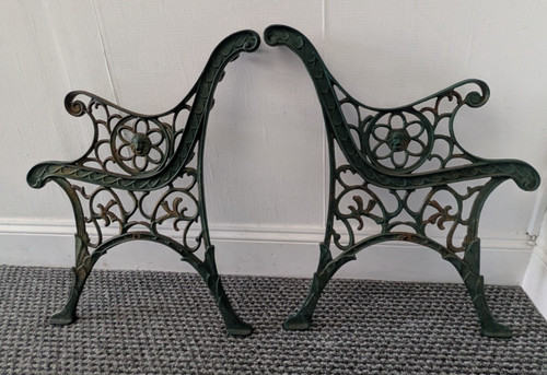 Rare vintage cast iron lion - vintage,