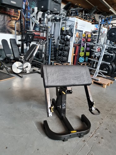 Serviced technogym pure - technogym,