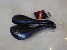 Selle SMP TRK Trekking Medium / Large Saddle - Black - E-BIKE READY