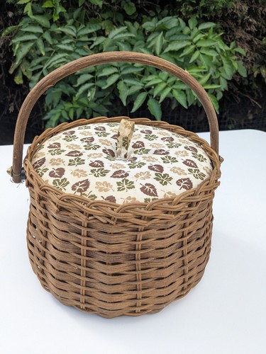 Vintage sewing basket - vintage, 50's