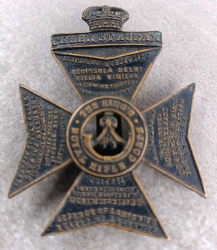 Vintage ww1 era kings crown - vintage,