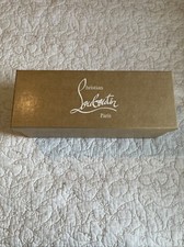 christian louboutin empty shoe