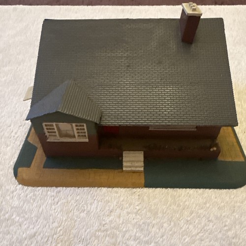 Vintage plastic scale - plastic, ho