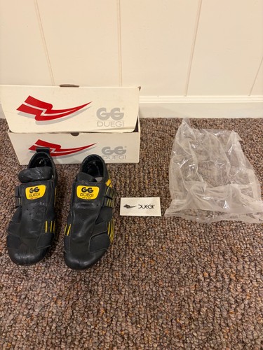 Deugi cycling shoes - -,