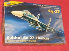 Sukhoi Su-27  Flanker 1:72