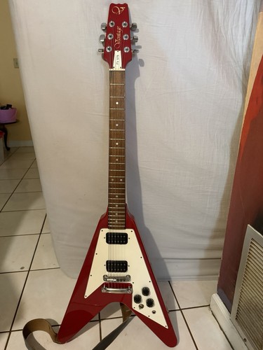 Flying guitar vintage - flying, red