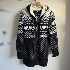 BEYOU Black White Fair Isle