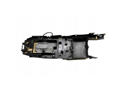 Fz1 wheel arch piece - 1,