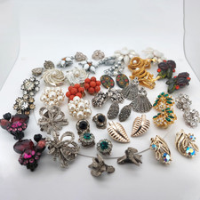 Vintage Clip On Earrings