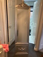 dressing table. free standing mirror matching draws