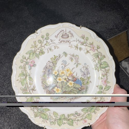 Royal doulton bramley - royal, hedge