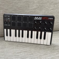 AKAI Professional MPK mini
