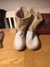 Folk Clothing Women’s Boots Eu 40 Uk 7 Inuit Moccasin Sheepskin