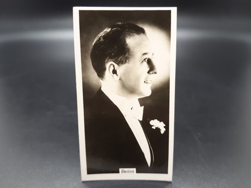 1930s sinclair radio film - radio,