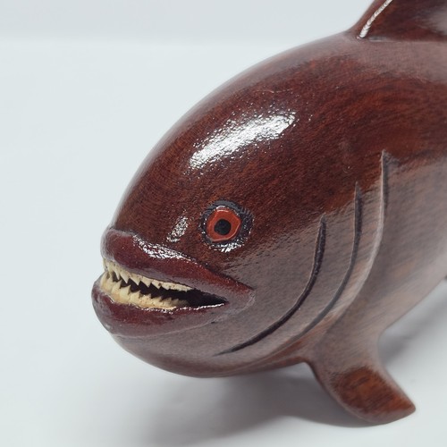 Piranha vintage hand carved - piranha,