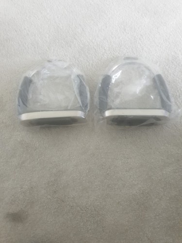 New stirrups iron steel flexi - new,