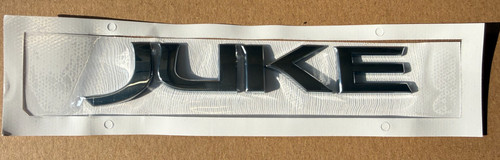Nissan juke 2010 badge - on,