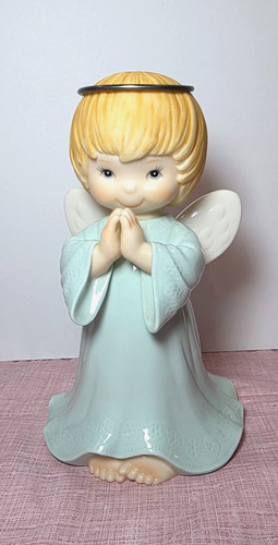 Praying angel porcelain - praying,