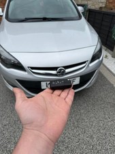 Car key programming reprogramming or pairing a car’s key fob or transponder key