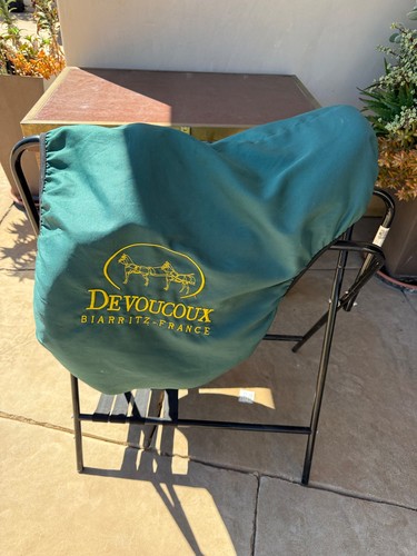 Devoucoux close contact - 17.5",