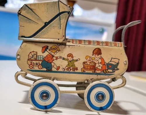 Vintage 1930 tin pram - 1930's,