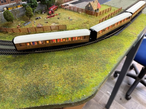 Hornby lner teak coaches x - ,