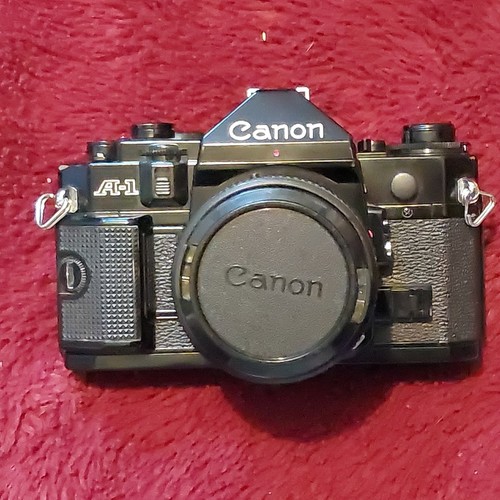 Canon 35mm slr camera - canon,