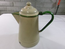 VINTAGE CREAM WITH GREEN TRIM